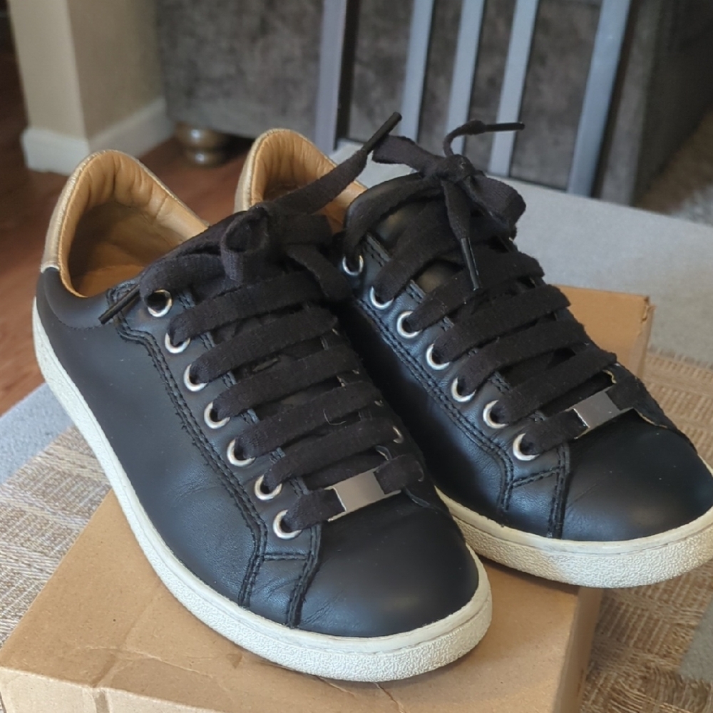UGG Black and Tan Low-Top Sneakers Leather